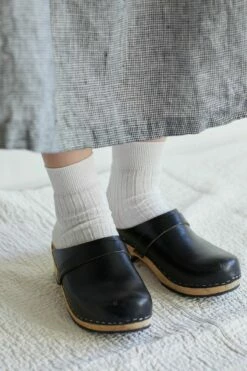 Fog Linen Work Linen Rib Socks White