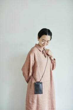 Fog Linen Work 【new】 Leather Phone Folder