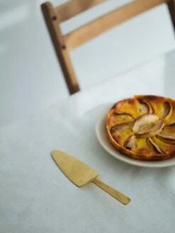 Fog Linen Work Brass Cake Server 8 Fog Linen Work Brass Cake Server -Fog Linen Work shop 158251