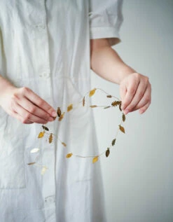 Fog Linen Work Brass Leaf Garland