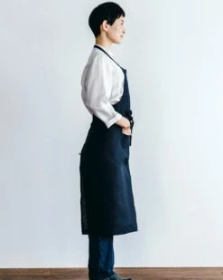 Fog Linen Work Full Apron Navy -Fog Linen Work shop 56A3136 1024x 5ee384a6 6044 4410 9225 b1078bd63f1d
