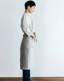 Fog Linen Work Full Apron Natural -Fog Linen Work shop 56A3156 1024x 37c5f9b0 d421 485f b315 59f383ae9536