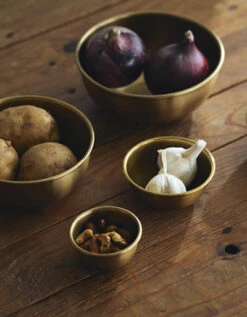 Fog Linen Work Brass Bowl S -Fog Linen Work shop IHP006LL m 02 dl 9194596f 190a 4619 b0ca 72712240e8b0