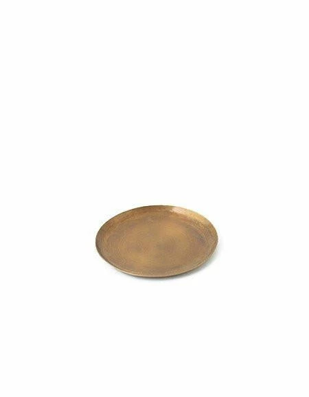 Fog Linen Work Brass Plate Round Medium 6 Fog Linen Work Brass Plate Round Medium - Image 4