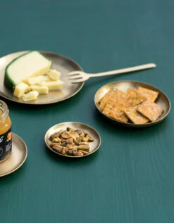 Fog Linen Work Brass Plate Round SSS 13 Fog Linen Work Brass Plate Round SSS -Fog Linen Work shop IHP010SSS m 05 dl