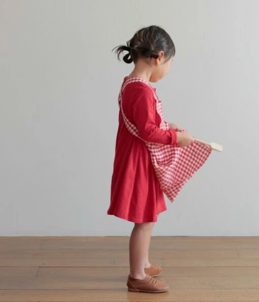 Fog Linen Work Linen Kid Apron Pink White Checks 5 Fog Linen Work Linen Kid Apron Pink White Checks -Fog Linen Work shop IMG 4510