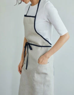 Fog Linen Work Piping Apron Natural