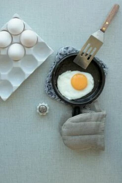 Fog Linen Work Oven Mitten