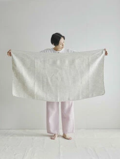Fog Linen Work Chambray Linen Towel L "Natural White Stripes" -Fog Linen Work shop towel3